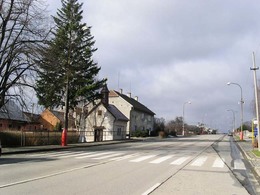 hlavní ulice částí obce Skoky